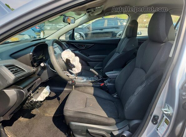 4S3GTAB67P3702483 2023 SUBARU IMPREZA Silver Front interior view