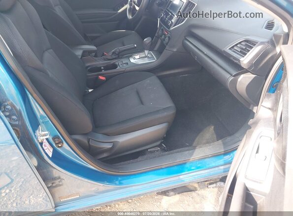 4S3GTAB69J3705263 2018 SUBARU IMPREZA Blue Vista interior delantera