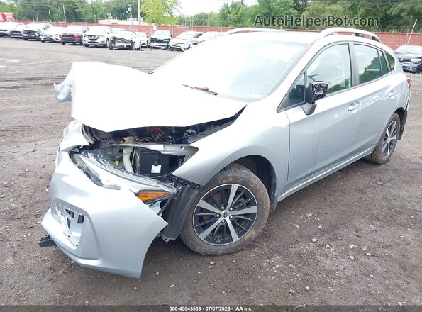 4S3GTAC62K3759391 2019 SUBARU IMPREZA Silver Vista tres cuartos delantera izquierda