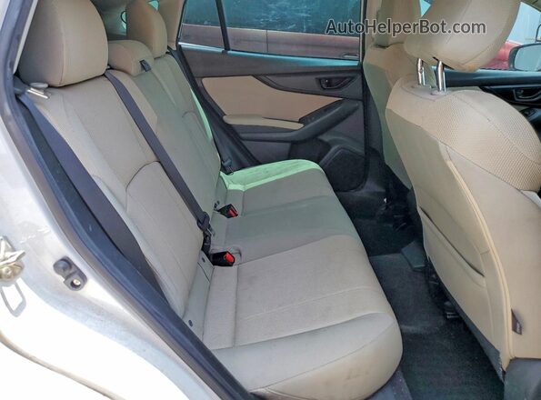 4S3GTAC66K3728869 2019 SUBARU IMPREZA White Вид задньої частини салону