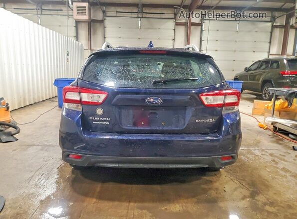 4S3GTAC69K3762482 2019 SUBARU IMPREZA Blue Вид ззаду