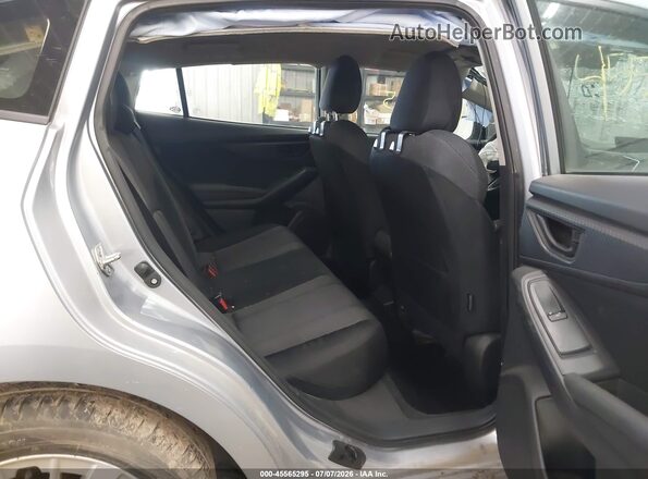 4S3GTAD60J3715810 2018 SUBARU IMPREZA Silver Vista de la etiqueta del VIN