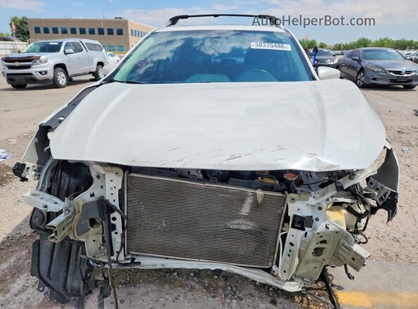 4S3GTAD61H3707466 2017 SUBARU IMPREZA White Widok z przodu