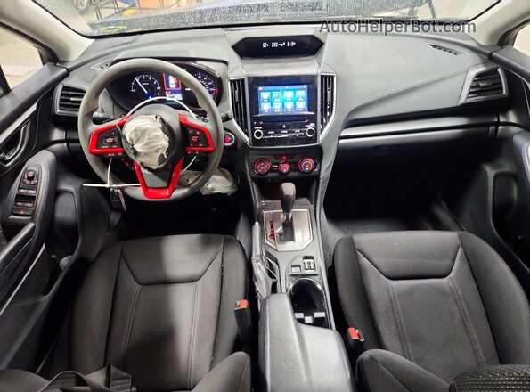 4S3GTAD61P3702024 2023 SUBARU IMPREZA Gray Widok deski rozdzielczej