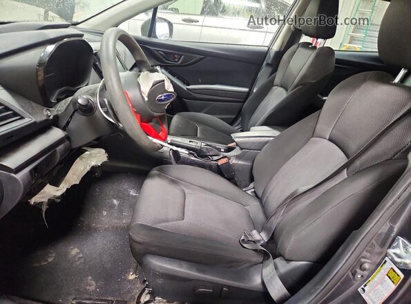 4S3GTAD61P3702024 2023 SUBARU IMPREZA Gray Widok wnętrza z przodu