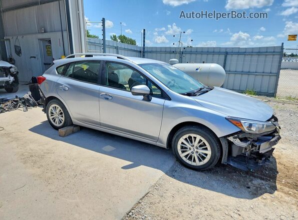 4S3GTAD64J3724395 2018 SUBARU IMPREZA Silver Przód prawy