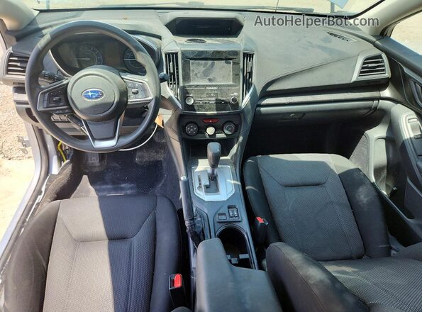 4S3GTAD64J3724395 2018 SUBARU IMPREZA Silver Widok deski rozdzielczej