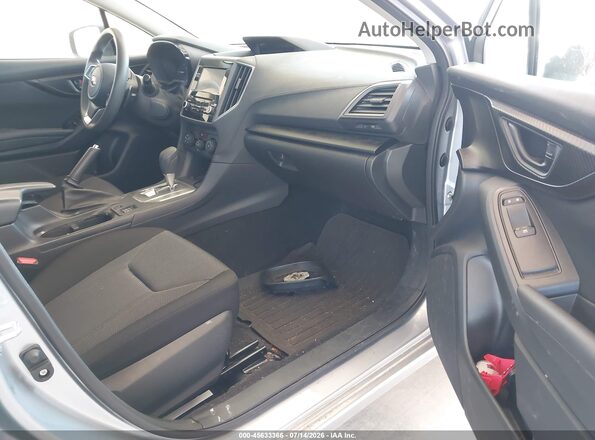 4S3GTAD67N3706401 2022 SUBARU IMPREZA Silver Vista interior delantera