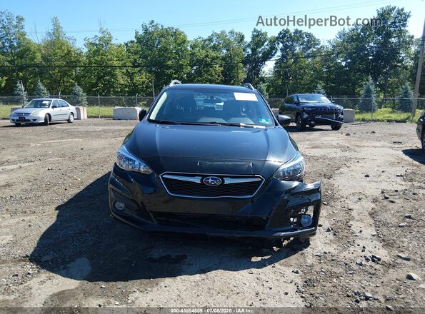 4S3GTAD68J3715442 2018 SUBARU IMPREZA Black Rear interior view