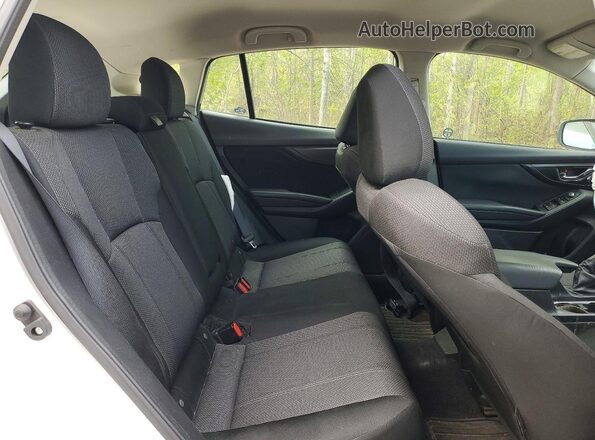 4S3GTAE64H3752500 2017 SUBARU IMPREZA White Widok tylnych siedzeń