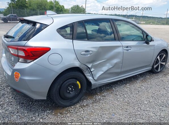 4S3GTAK6XH3754207 2017 SUBARU IMPREZA Blue Widok z przodu