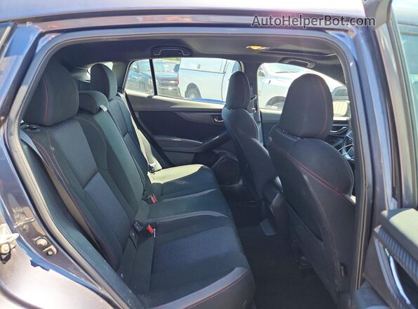 4S3GTAL69H1715747 2017 SUBARU IMPREZA Gray Widok tylnych siedzeń