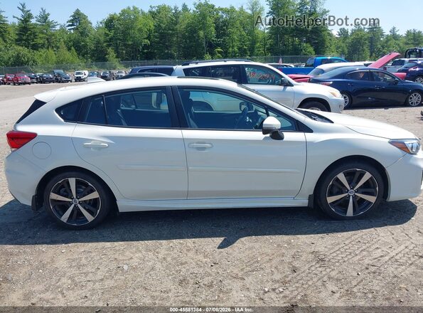 4S3GTAM64K3756300 2019 SUBARU IMPREZA White Vista interior trasera