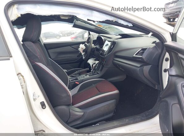 4S3GTAM64N3721695 2022 SUBARU IMPREZA Белый Вид салона спереди
