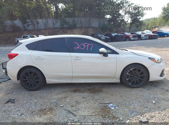 4S3GTAM66L3715779 2020 SUBARU IMPREZA Белый Вид задней части салона