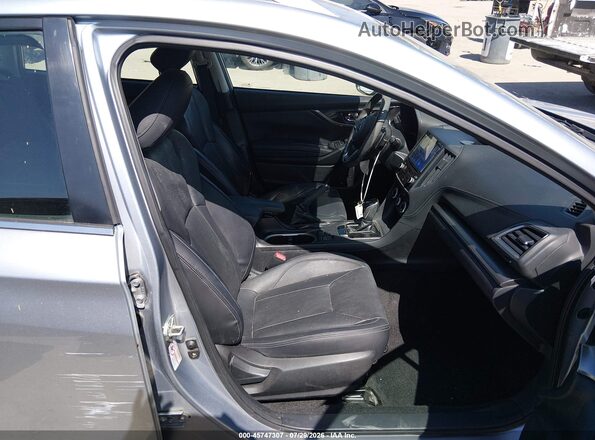 4S3GTAN67H3737697 2017 SUBARU IMPREZA Gray Սալոնի դիմացի տեսք