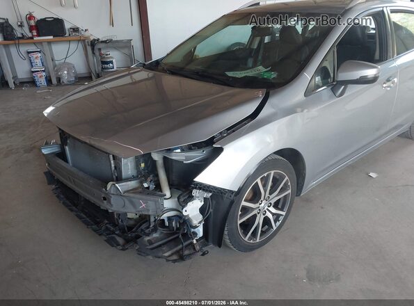 4S3GTAT65H3711683 2017 SUBARU IMPREZA Silver Vista frontal