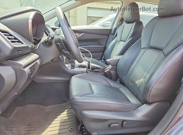 4S3GTAT68J3720321 2018 SUBARU IMPREZA Gray Սալոնի դիմացի տեսք