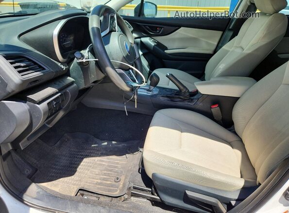 4S3GTAV67L3719760 2020 SUBARU IMPREZA White Widok wnętrza z przodu