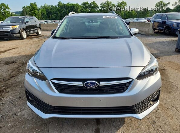 4S3GTAV68P3713245 2023 SUBARU IMPREZA Silver Front view