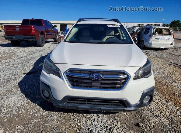 4S4BSACC0J3278777 2018 SUBARU OUTBACK Белый Вид спереди
