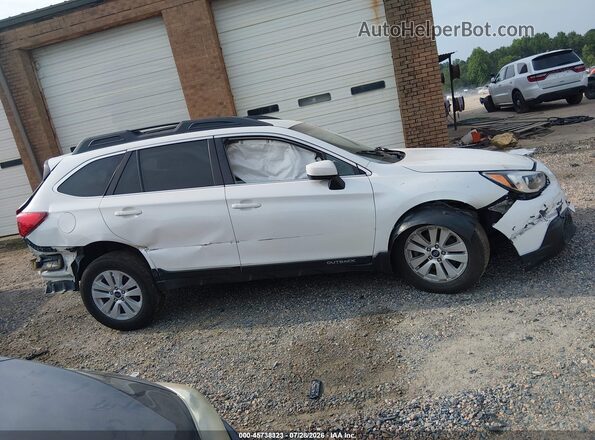 4S4BSACC1H3438000 2017 SUBARU OUTBACK White Vista interior trasera