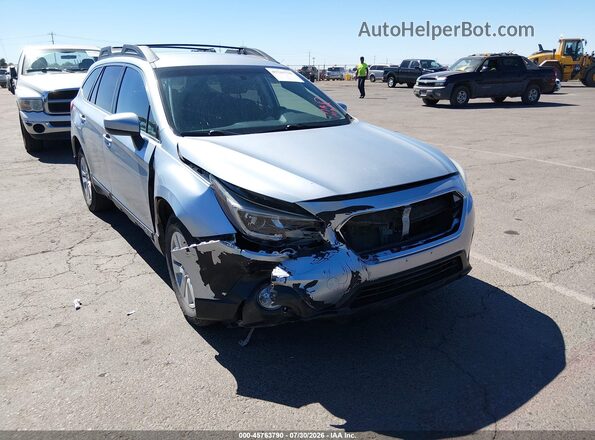 4S4BSACC1J3200640 2018 SUBARU OUTBACK Серебряный Вид спереди