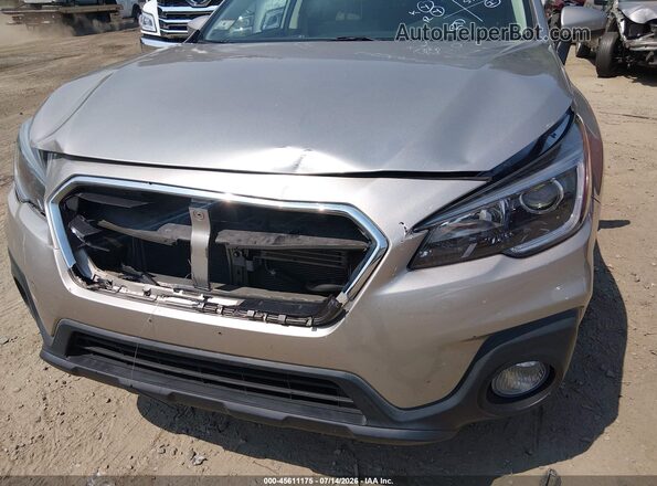 4S4BSACC1J3224534 2018 SUBARU OUTBACK Silver Front view