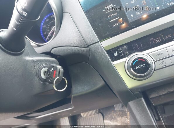 4S4BSACC2H3272201 2017 SUBARU OUTBACK Silver წინა პანელის ხედი
