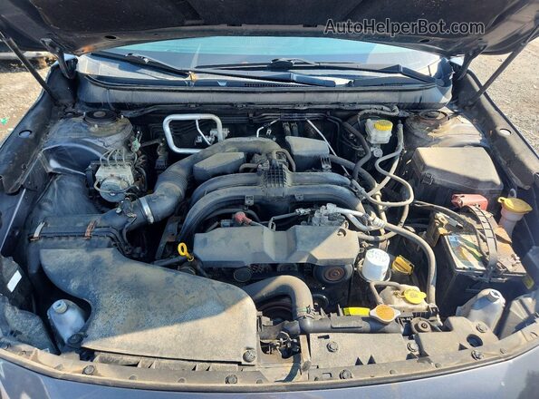 4S4BSACC2J3286377 2018 SUBARU OUTBACK Gray Widok wnętrza z tyłu