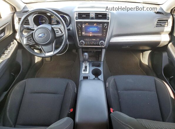 4S4BSACC3J3385502 2018 SUBARU OUTBACK Black Вид панелі приладів