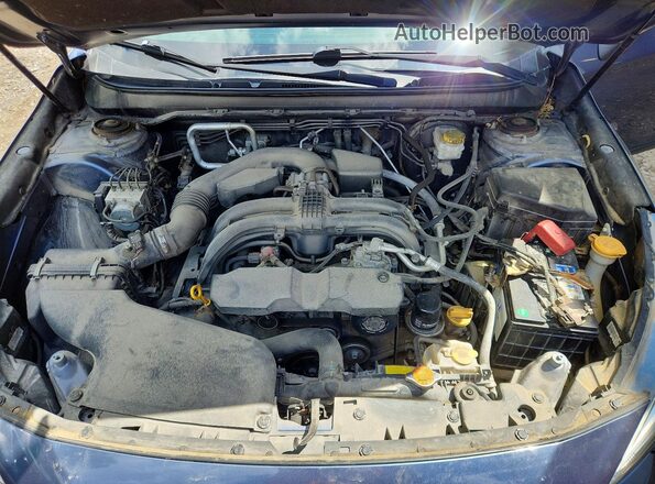 4S4BSACC6J3365812 2018 SUBARU OUTBACK Blue Widok komory silnika