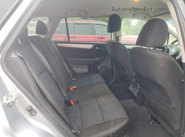 4S4BSACCXJ3344770 2018 SUBARU OUTBACK Silver Սալոնի հետևի տեսք