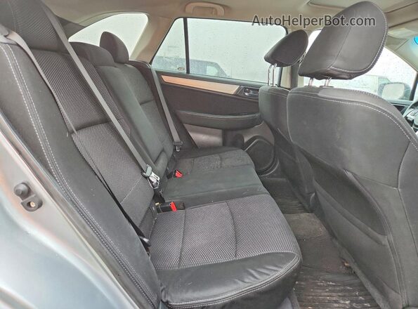 4S4BSADC2H3431121 2017 SUBARU OUTBACK Silver უკანა სალონის ხედი