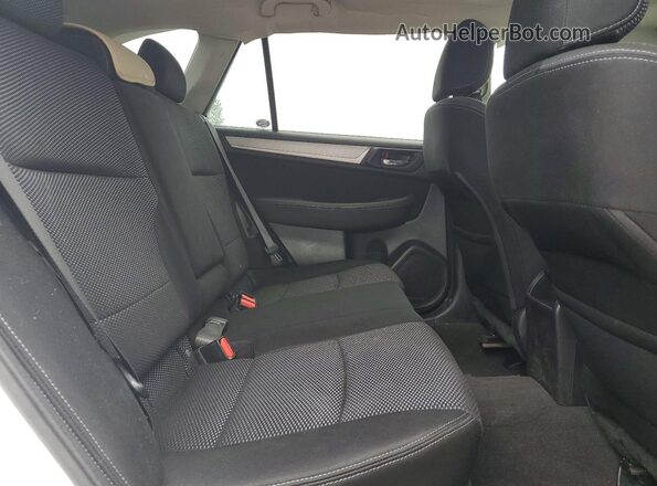 4S4BSADC9H3362525 2017 SUBARU OUTBACK White უკანა სალონის ხედი