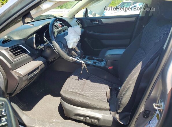 4S4BSAFC3H3381679 2017 SUBARU OUTBACK Серебряный Вид салона спереди
