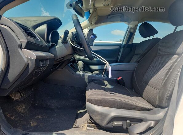 4S4BSAFC3K3210678 2019 SUBARU OUTBACK White წინა სალონის ხედი