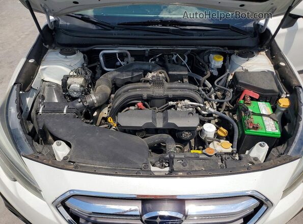 4S4BSAFC3K3283646 2019 SUBARU OUTBACK White ძრავის განყოფილების ხედი