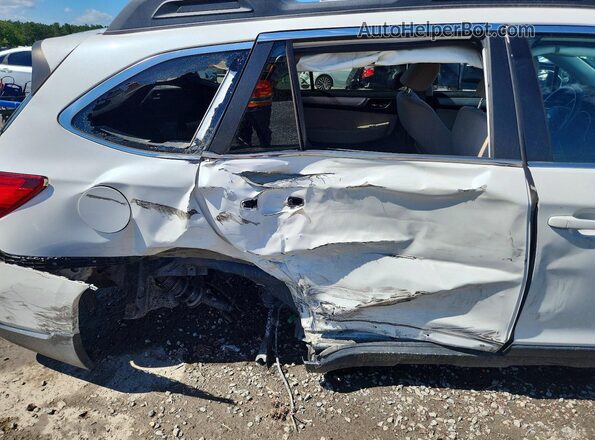 4S4BSAFC4K3378684 2019 SUBARU OUTBACK White Սալոնի հետևի տեսք