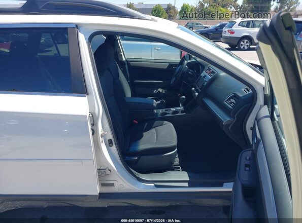 4S4BSAFC5H3280725 2017 SUBARU OUTBACK White Front interior view