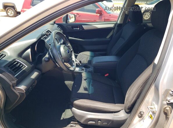 4S4BSAFC7J3289447 2018 SUBARU OUTBACK Silver Սալոնի դիմացի տեսք