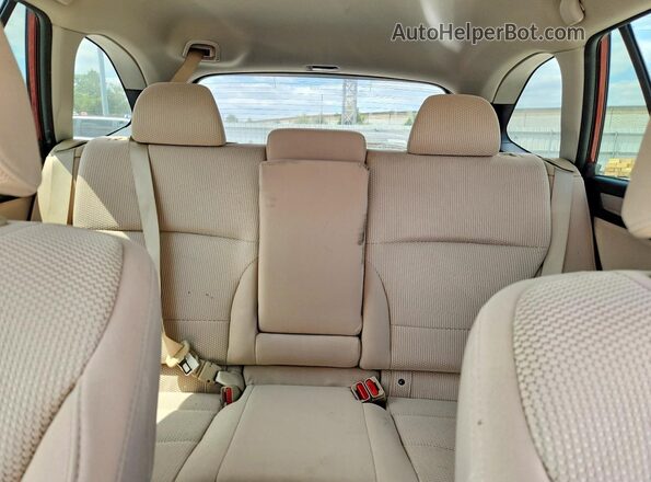 4S4BSAFC9H3317453 2017 SUBARU OUTBACK Red Widok tylnych siedzeń