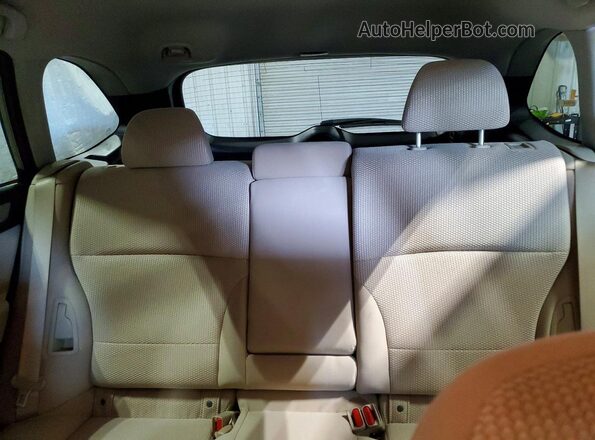 4S4BSAFCXH3257909 2017 SUBARU OUTBACK Gold Rear seats view