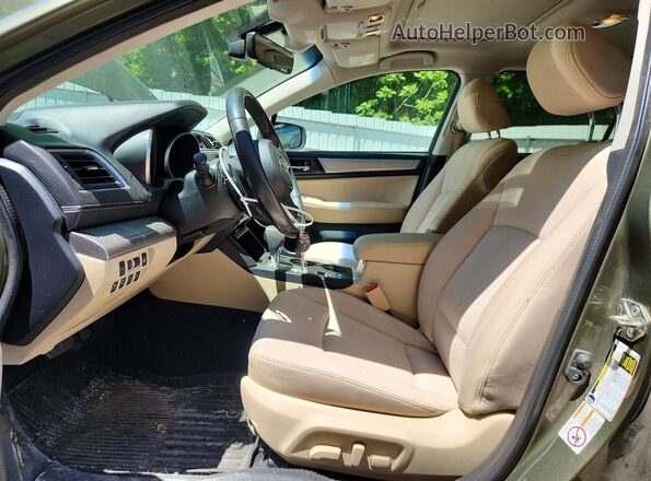 4S4BSAHC2K3266172 2019 SUBARU OUTBACK Green Вид салону спереду