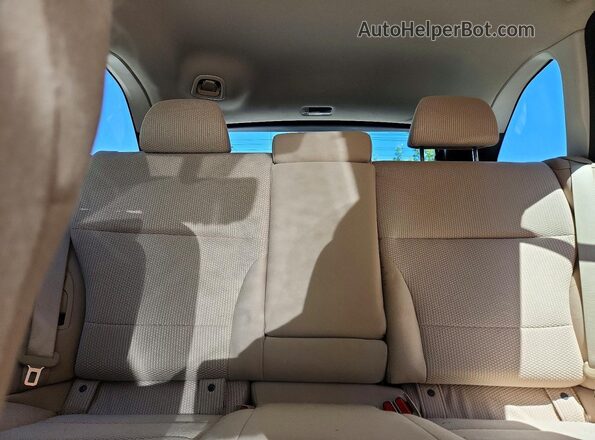 4S4BSAHC2K3266172 2019 SUBARU OUTBACK Green Вид задніх сидінь