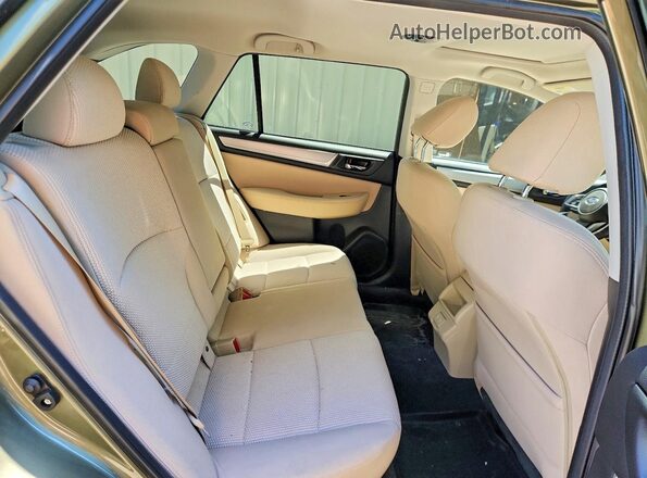 4S4BSAHC2K3266172 2019 SUBARU OUTBACK Green Вид задньої частини салону