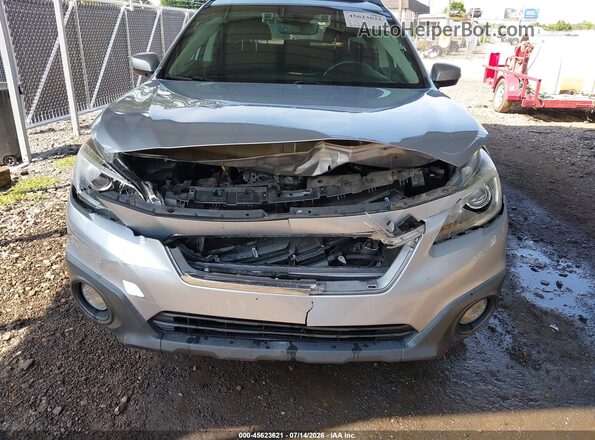 4S4BSAHC3H3204319 2017 SUBARU OUTBACK Silver Դիմացի տեսք