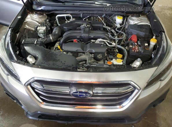 4S4BSAHC6J3216972 2018 SUBARU OUTBACK Silver ძრავის განყოფილების ხედი