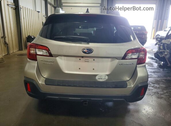 4S4BSAHC6J3216972 2018 SUBARU OUTBACK Silver უკანა ხედი