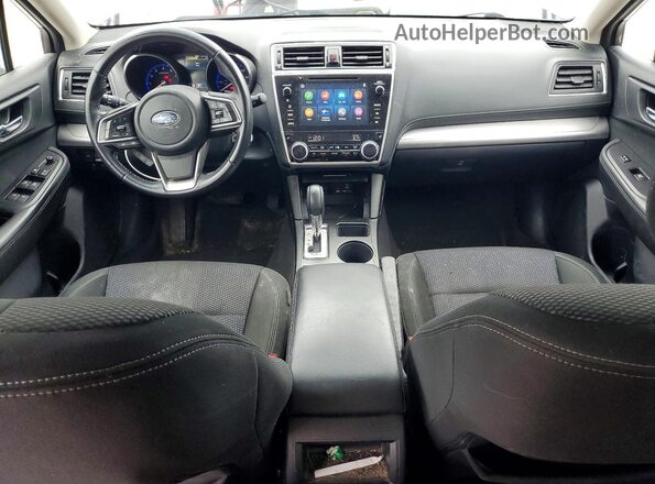 4S4BSAHC9K3390956 2019 SUBARU OUTBACK Silver Առջևի վահանակի տեսք